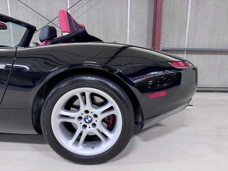 2002 BMW Z8 - Image 12 of 31