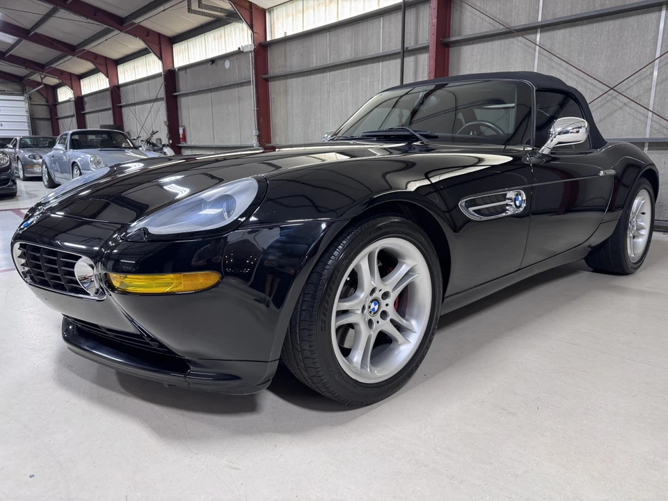 2002 BMW Z8 - Image 25 of 31
