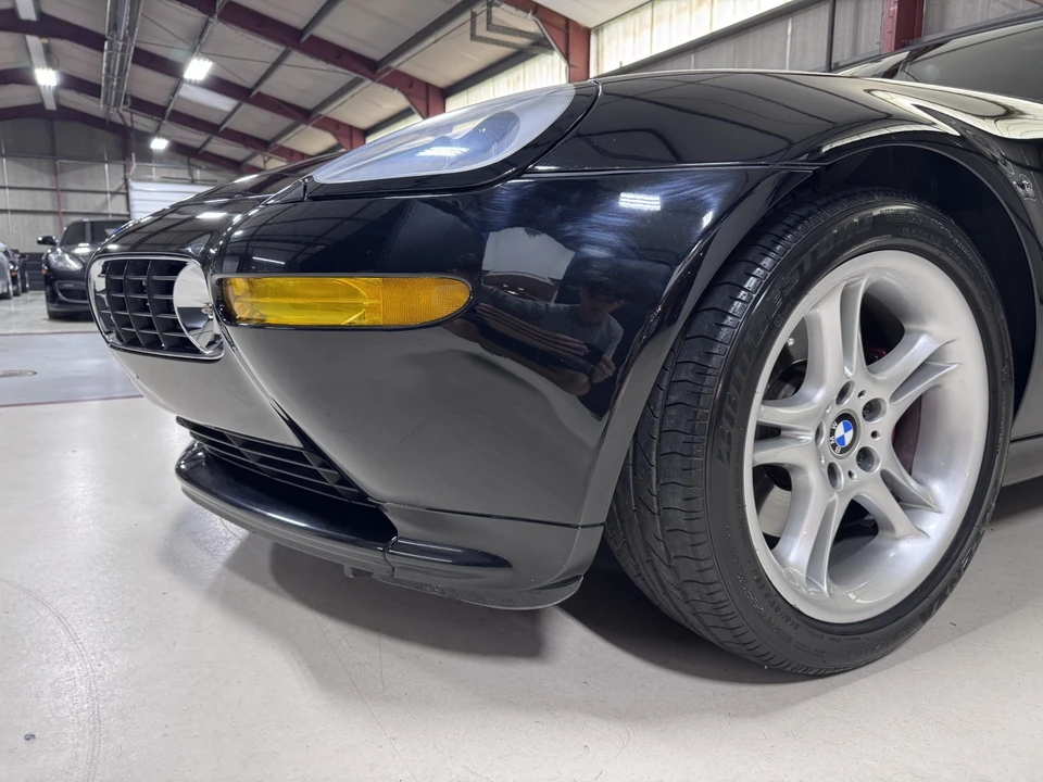 2002 BMW Z8 - Image 26 of 31