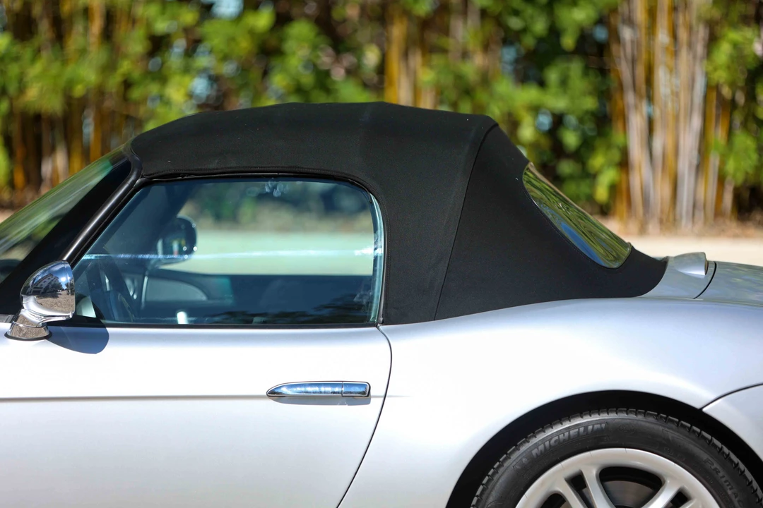 2002 BMW Z8 - Image 11 of 31