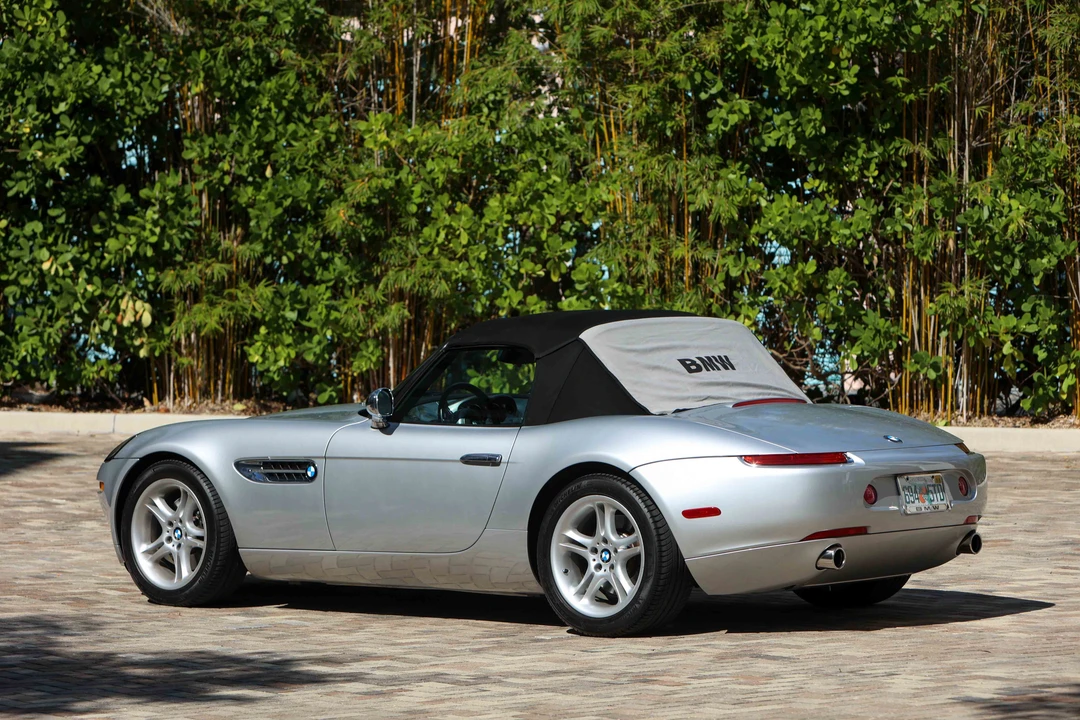 2002 BMW Z8 - Image 14 of 31