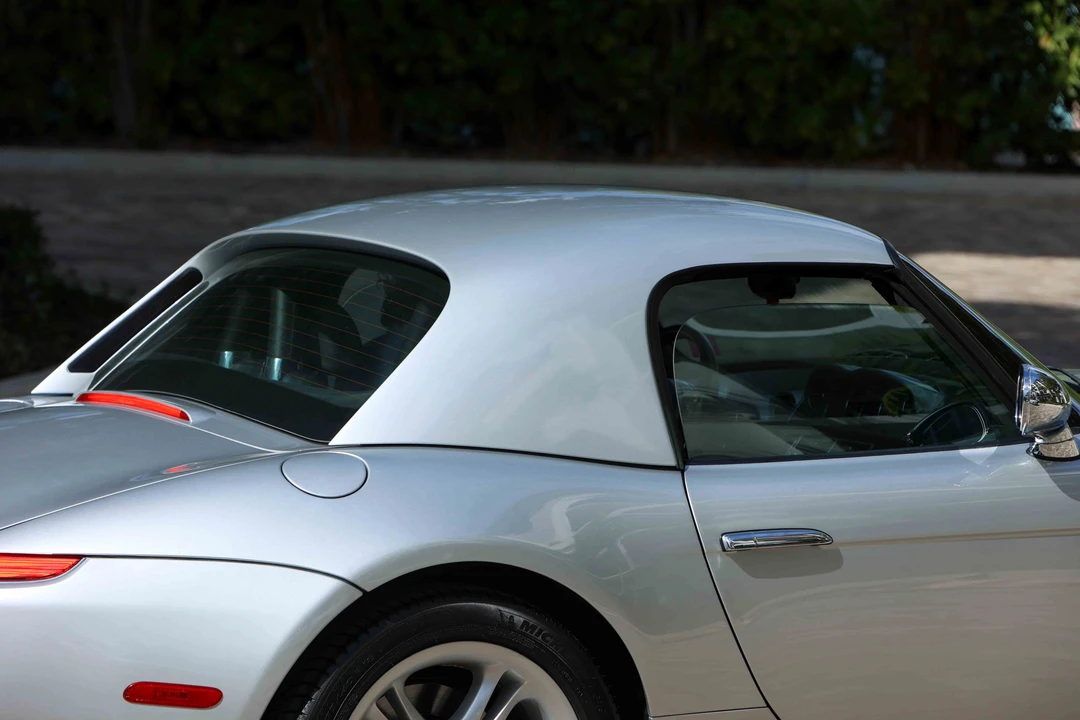 2002 BMW Z8 - Image 17 of 31