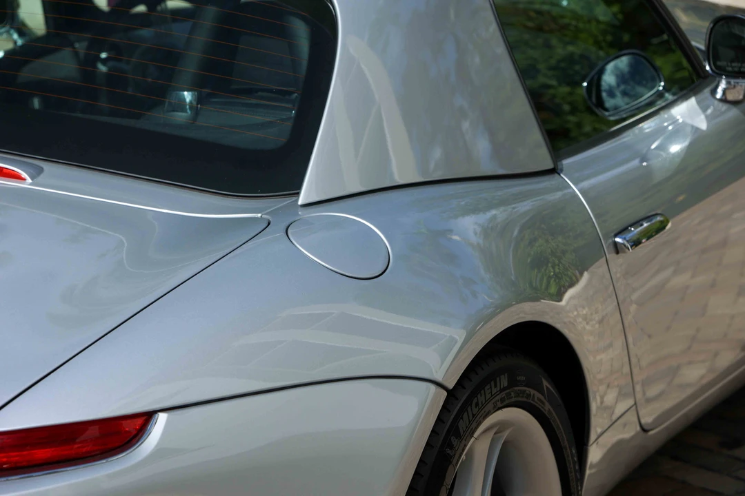 2002 BMW Z8 - Image 24 of 31