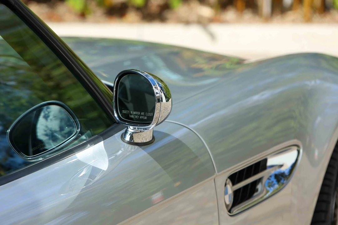 2002 BMW Z8 - Image 27 of 31