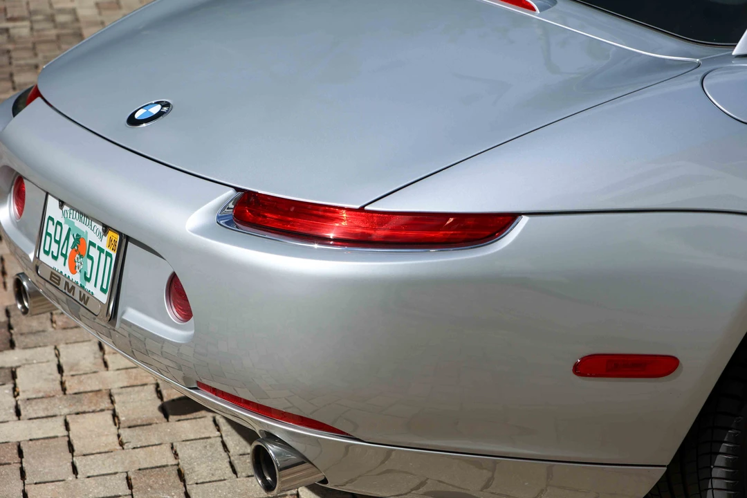 2002 BMW Z8 - Image 28 of 31