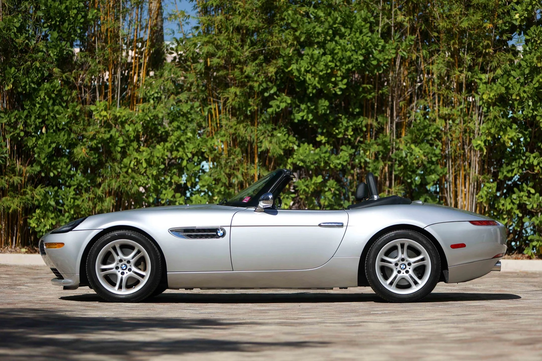 2002 BMW Z8 - Image 8 of 31