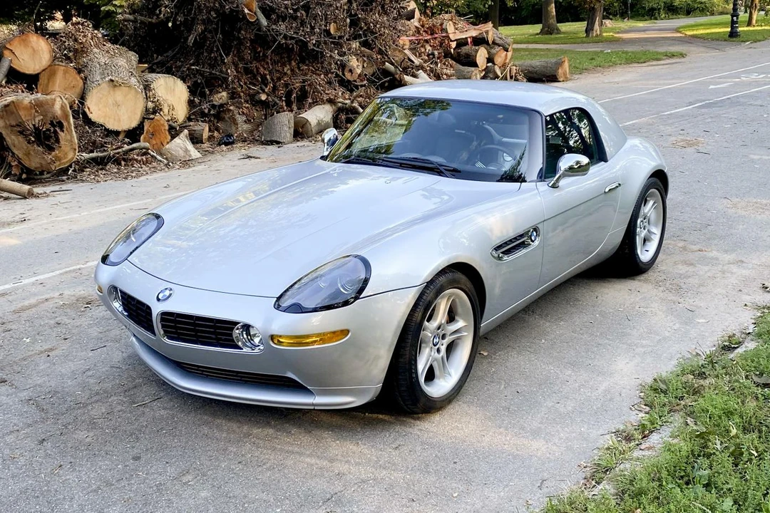 2002 BMW Z8 - Image 6 of 31