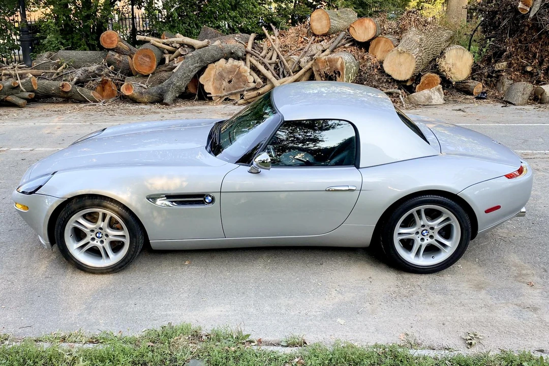 2002 BMW Z8 - Image 7 of 31