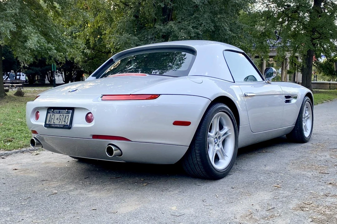 2002 BMW Z8 - Image 14 of 31