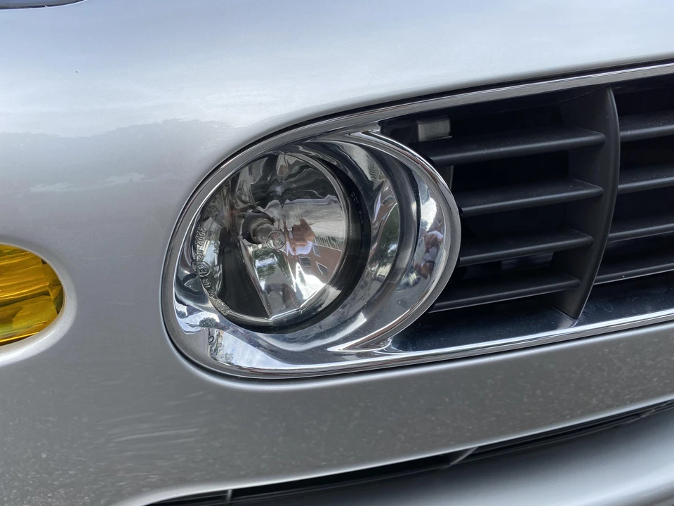 2002 BMW Z8 - Image 25 of 31