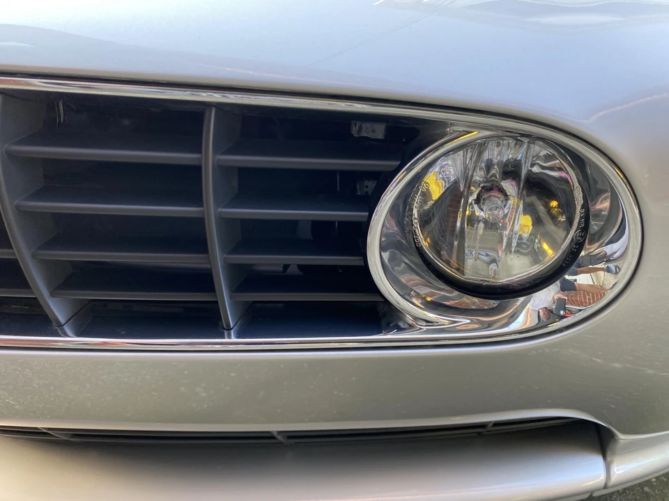 2002 BMW Z8 - Image 28 of 31