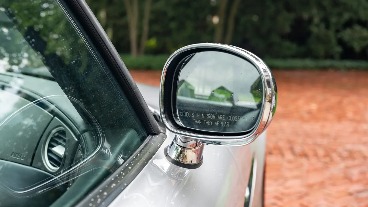 2002 BMW Z8 - Image 31 of 31