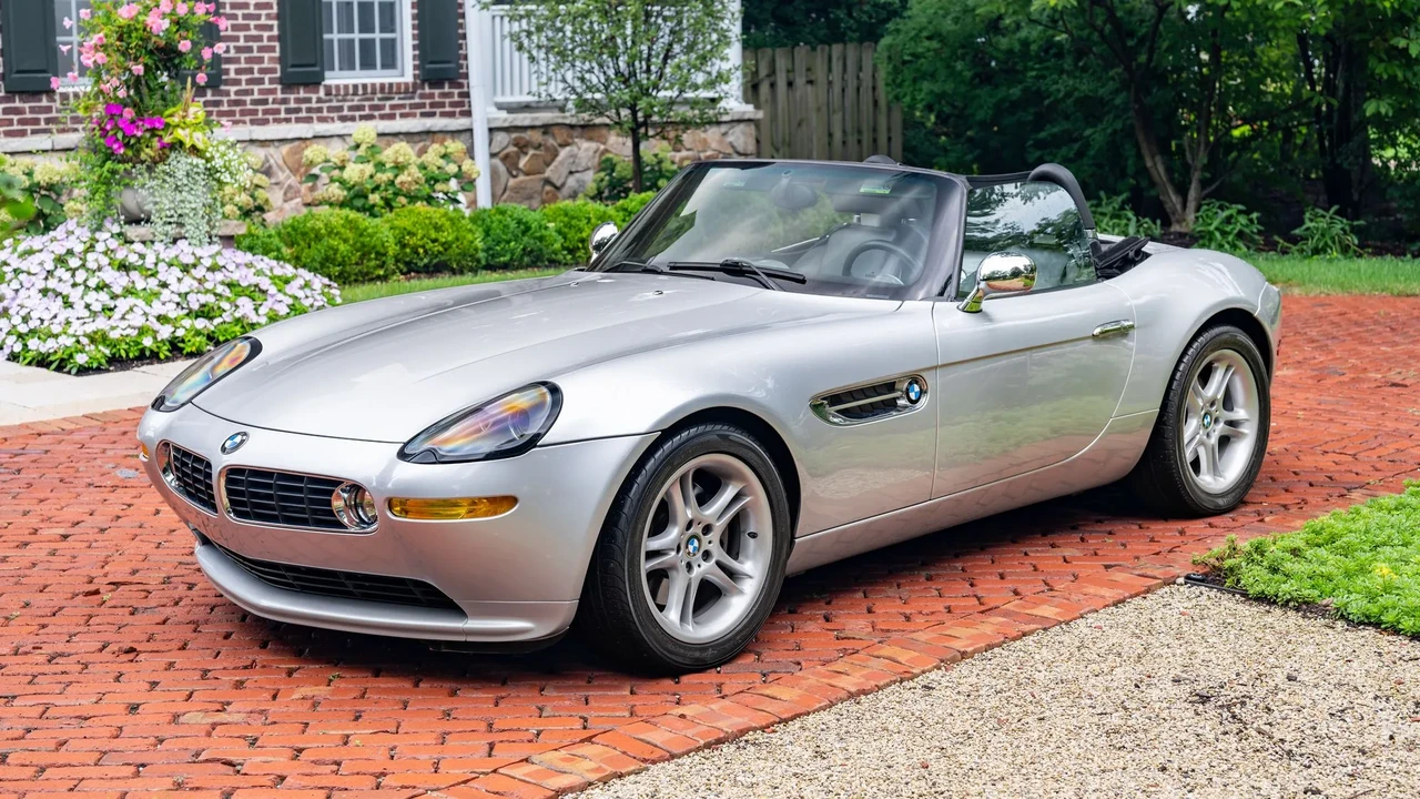 2002 BMW Z8 - Image 9 of 31