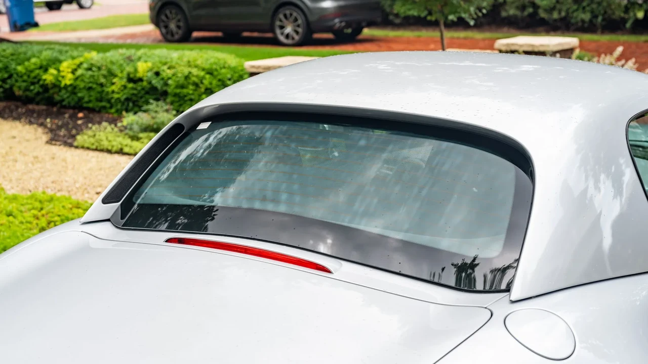2002 BMW Z8 - Image 27 of 31