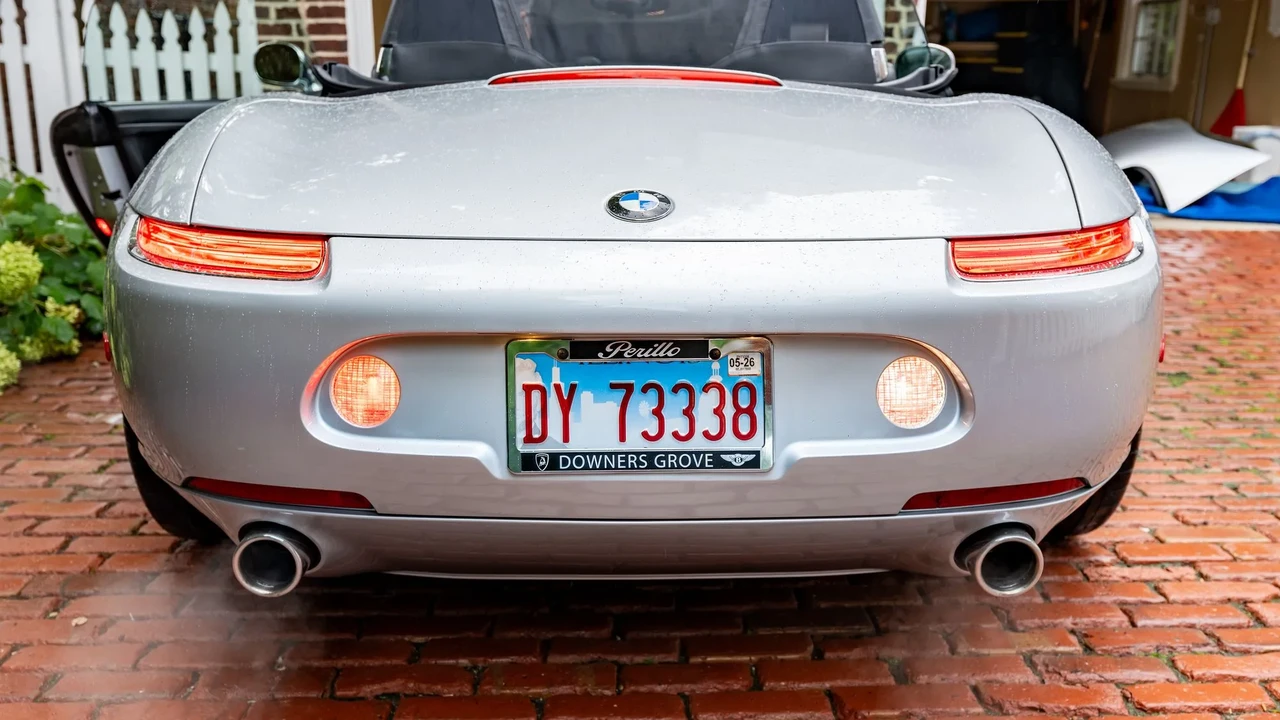 2002 BMW Z8 - Image 24 of 31