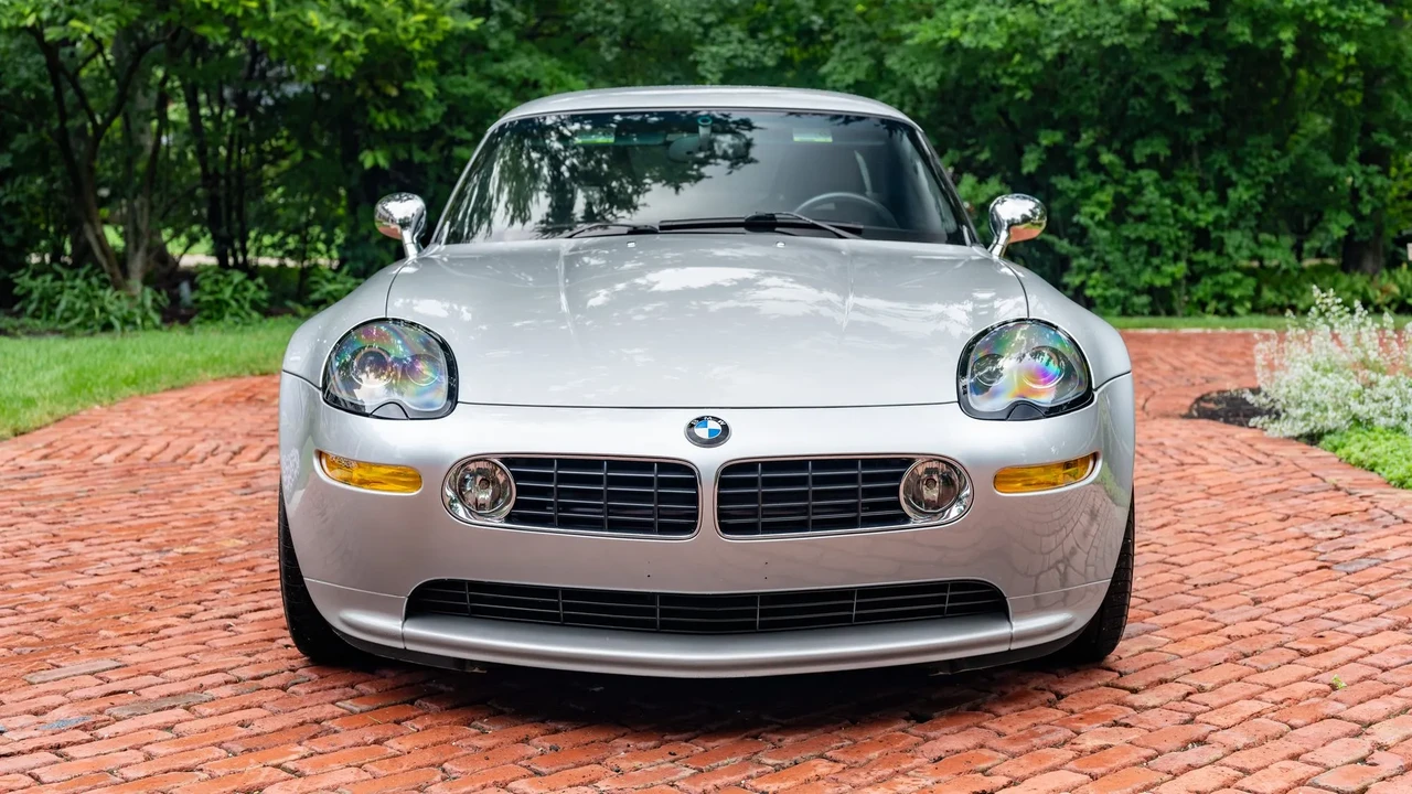2002 BMW Z8 - Image 10 of 31