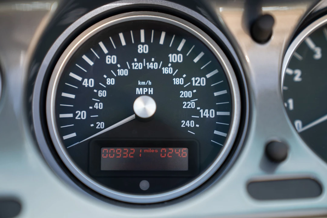 2002 BMW Z8 - Image 22 of 31