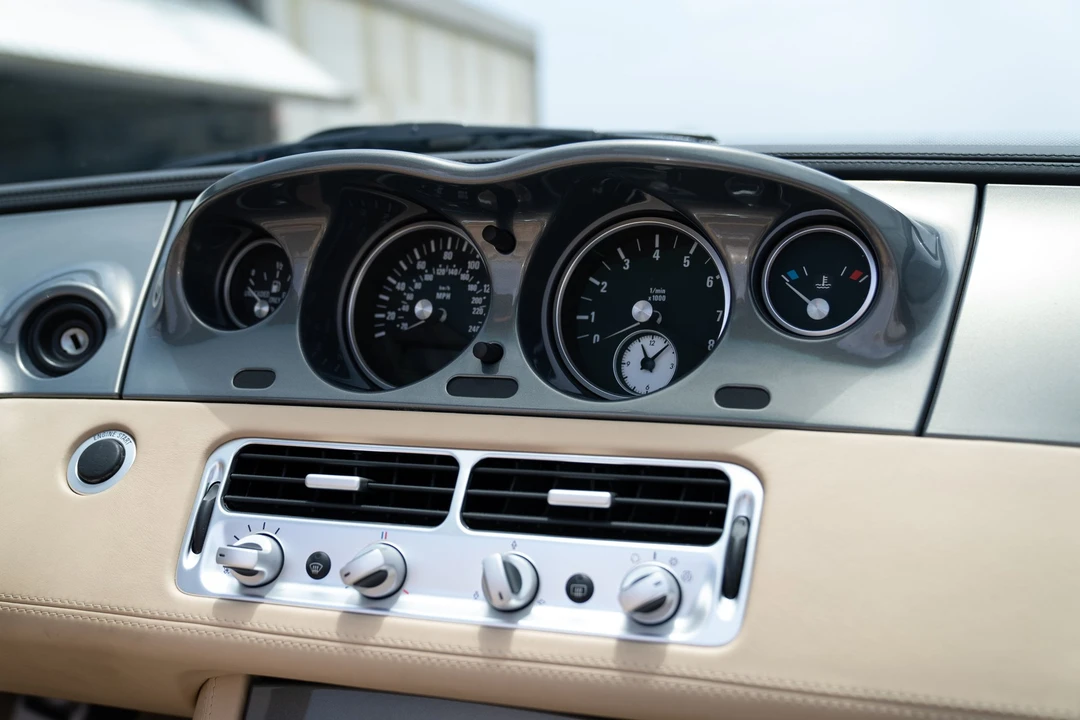 2002 BMW Z8 - Image 17 of 31