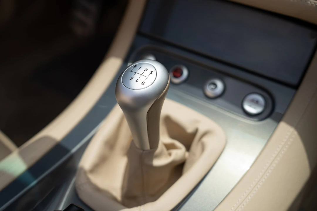 2002 BMW Z8 - Image 13 of 31