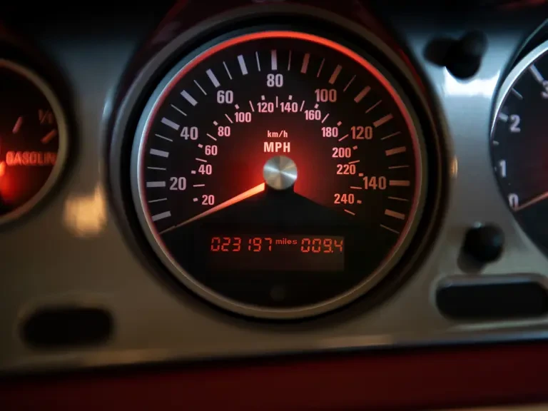 2002 BMW Z8 - Image 18 of 24
