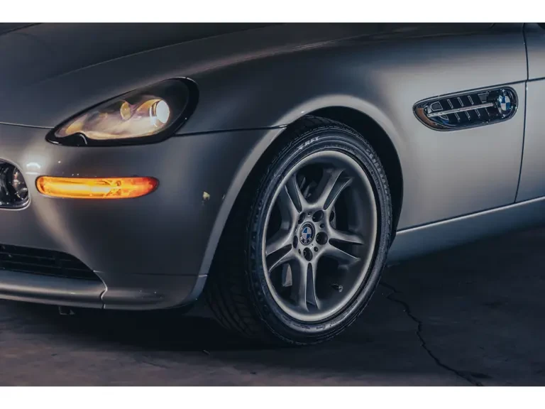 2002 BMW Z8 - Image 11 of 24