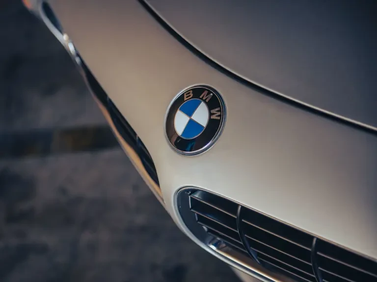2002 BMW Z8 - Image 9 of 24