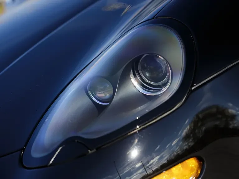 2002 BMW Z8 - Image 26 of 31