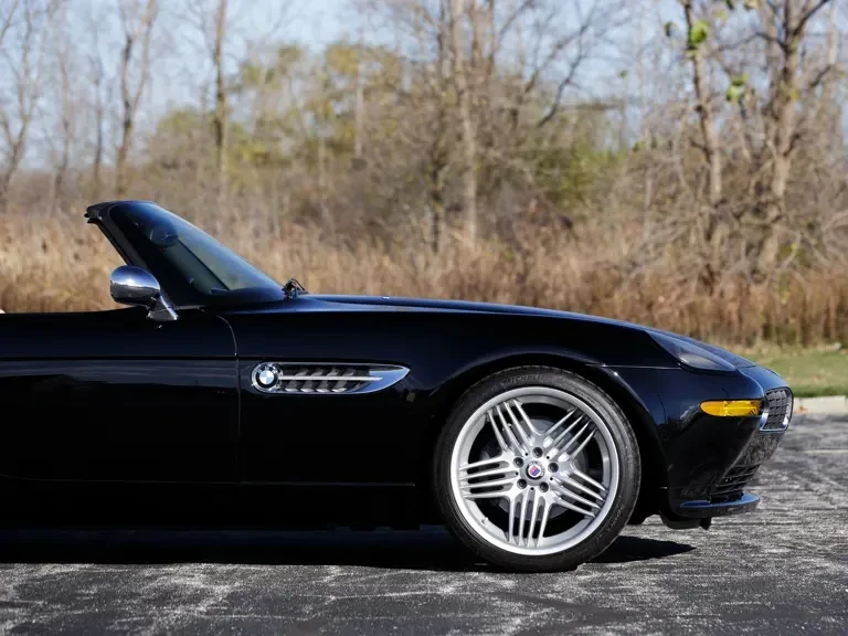 2002 BMW Z8 - Image 27 of 31