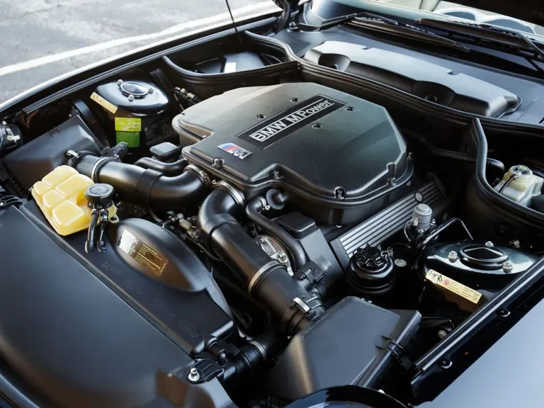 2002 BMW Z8 - Image 4 of 31