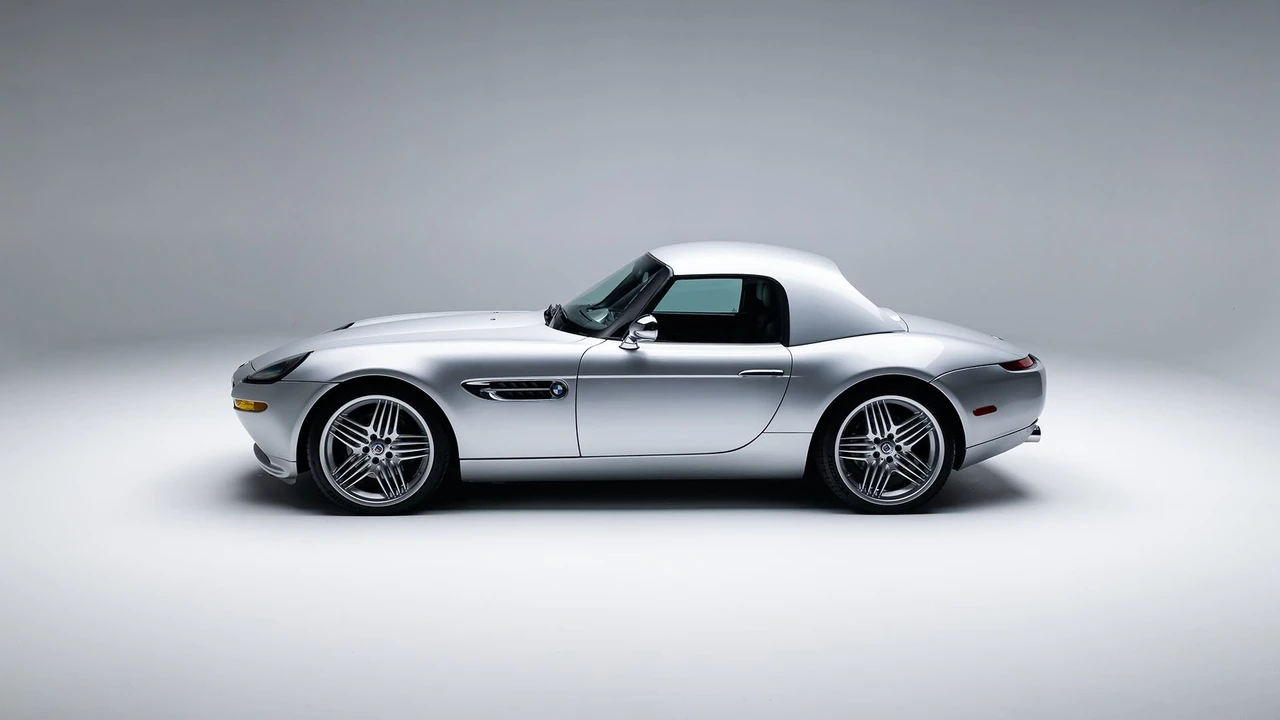 2002 BMW Z8 - Image 6 of 31