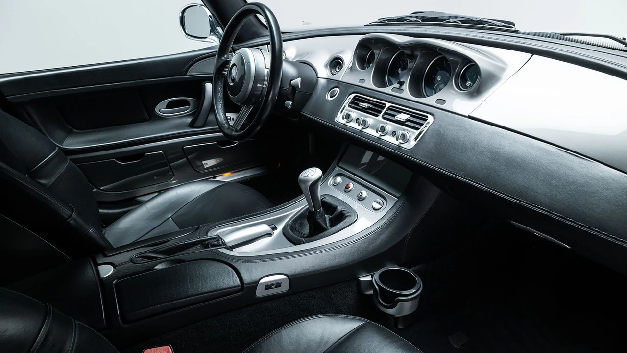2002 BMW Z8 - Image 9 of 31