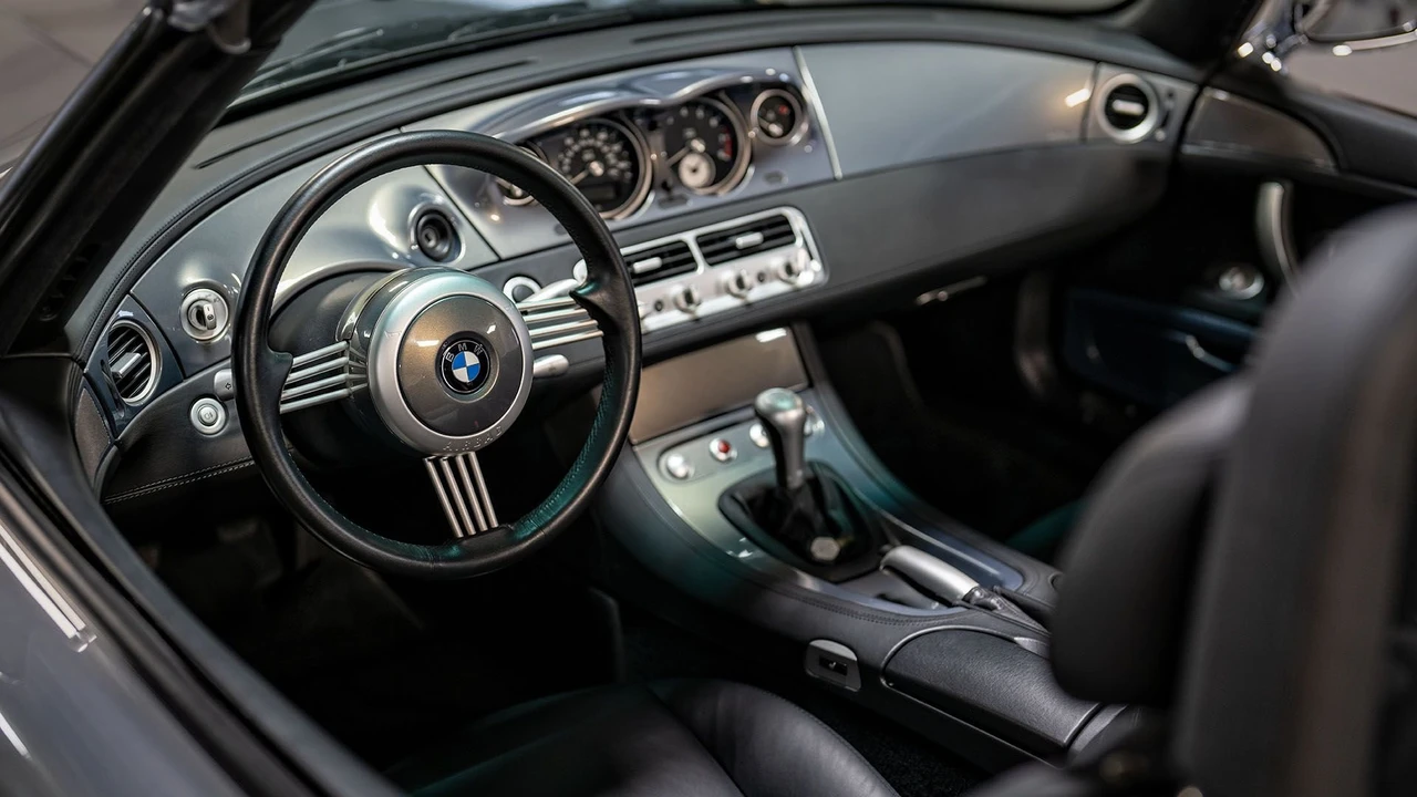 2002 BMW Z8 - Image 7 of 31