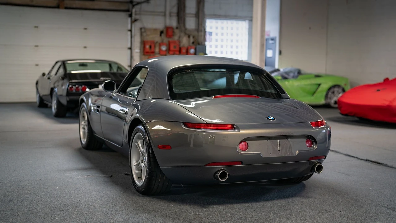 2002 BMW Z8 - Image 5 of 31