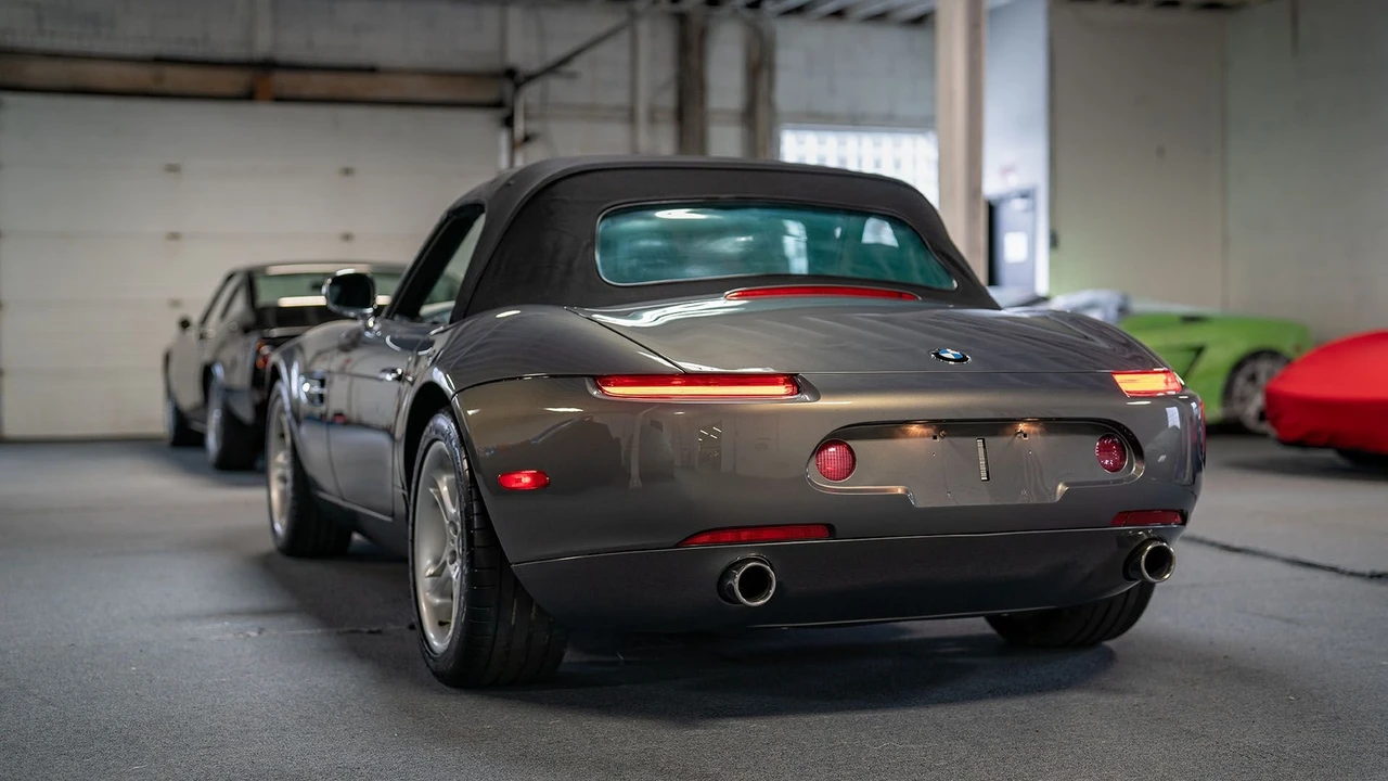 2002 BMW Z8 - Image 21 of 31