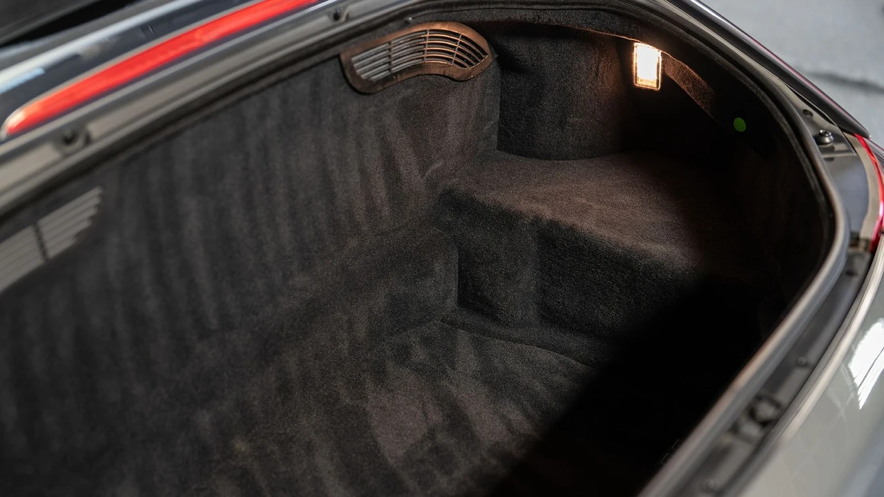 2002 BMW Z8 - Image 12 of 31