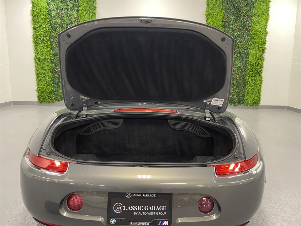 2002 BMW Z8 - Image 25 of 30