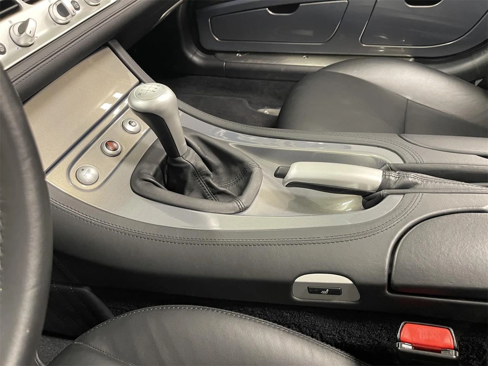 2002 BMW Z8 - Image 26 of 30