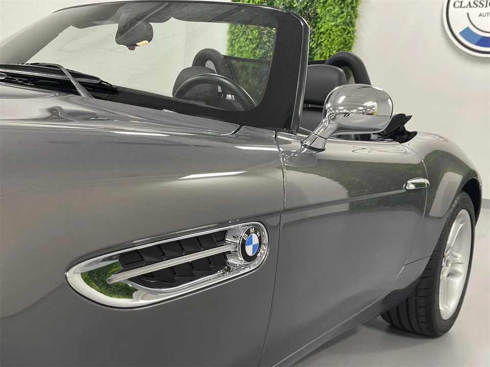 2002 BMW Z8 - Image 29 of 30