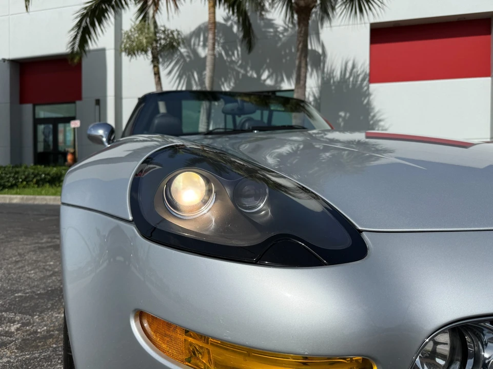 2002 BMW Z8 - Image 20 of 31