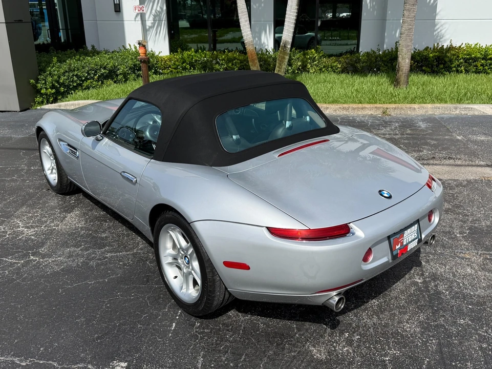 2002 BMW Z8 - Image 12 of 31
