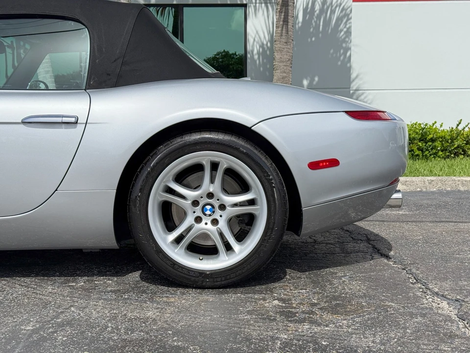 2002 BMW Z8 - Image 9 of 31