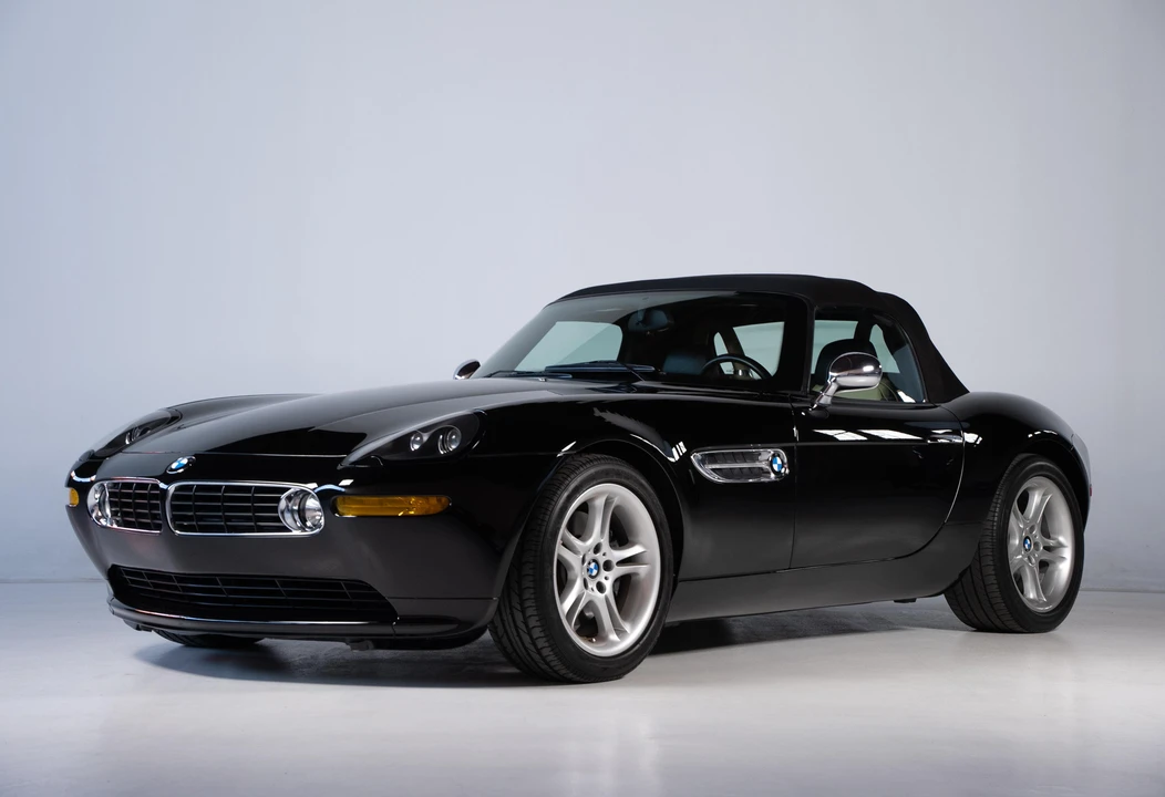 2002 BMW Z8 - Image 30 of 31