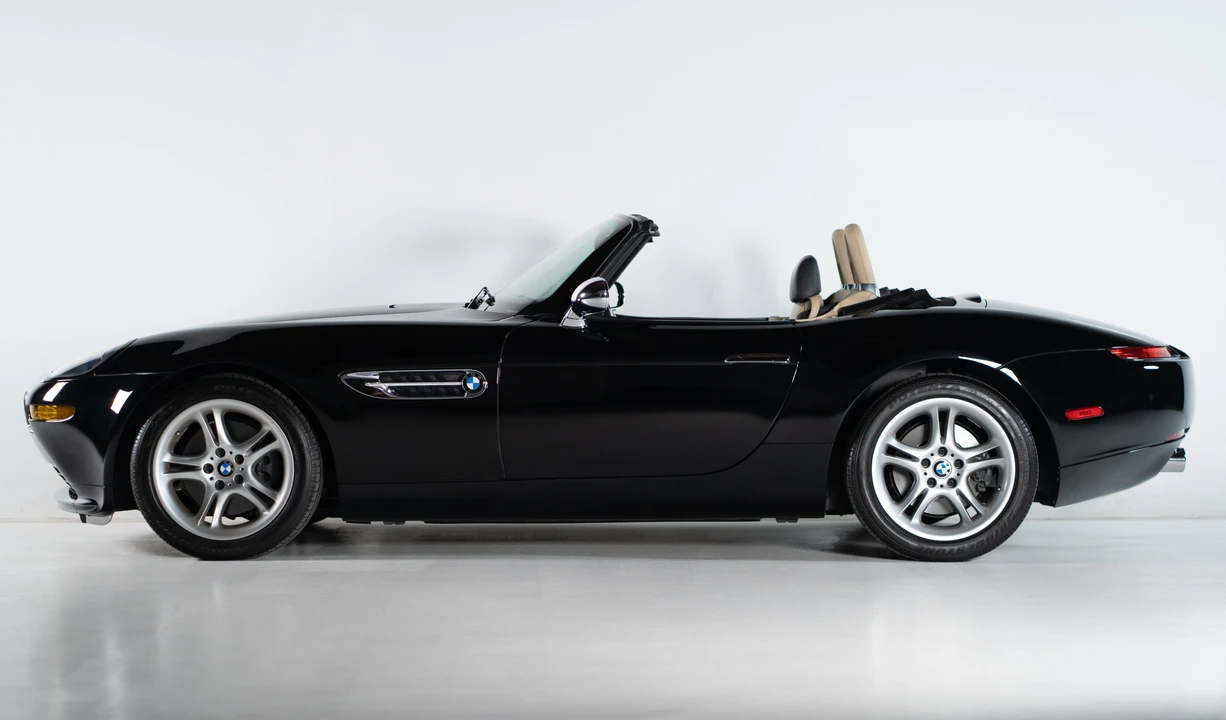2002 BMW Z8 - Image 12 of 31