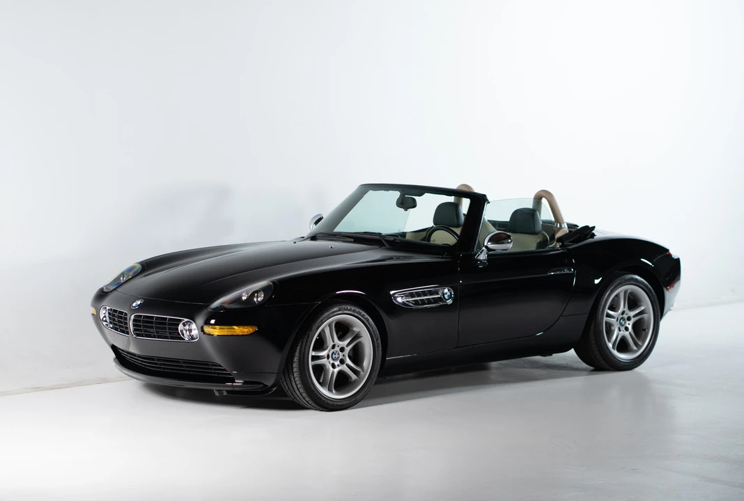 2002 BMW Z8 - Image 10 of 31