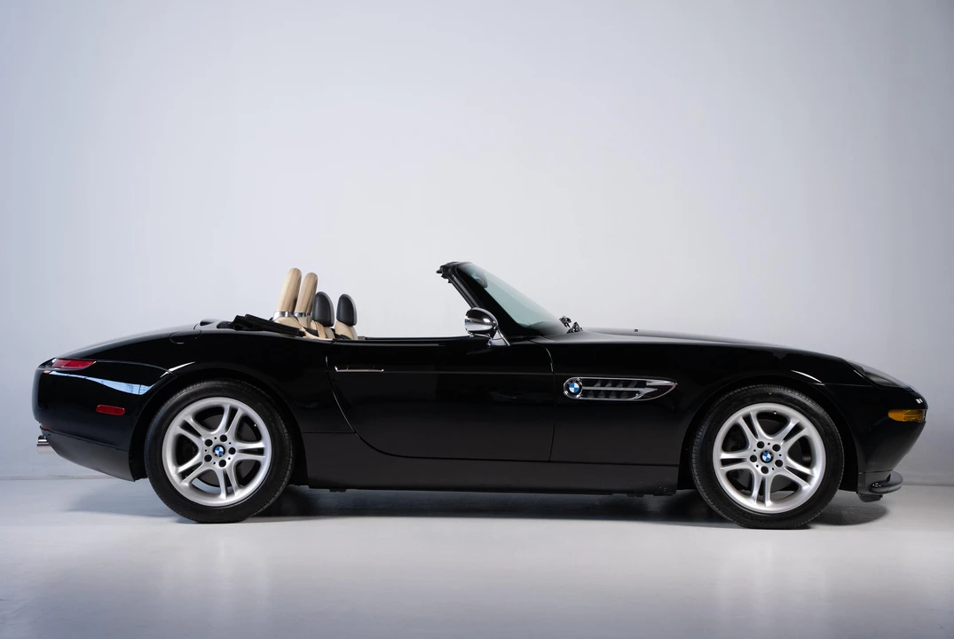 2002 BMW Z8 - Image 25 of 31