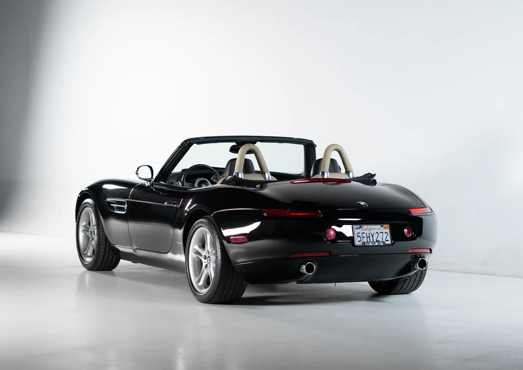 2002 BMW Z8 - Image 15 of 31