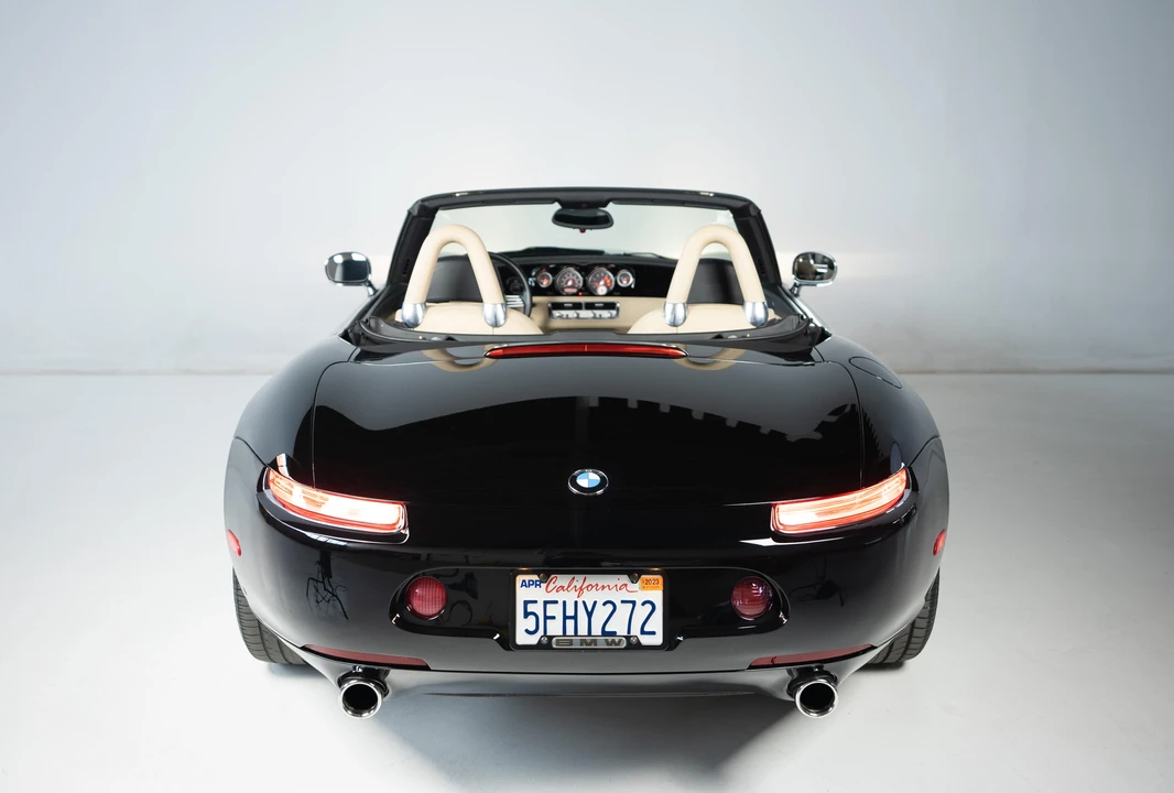2002 BMW Z8 - Image 18 of 31
