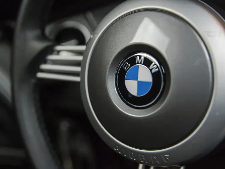 2002 BMW Z8 - Image 15 of 28