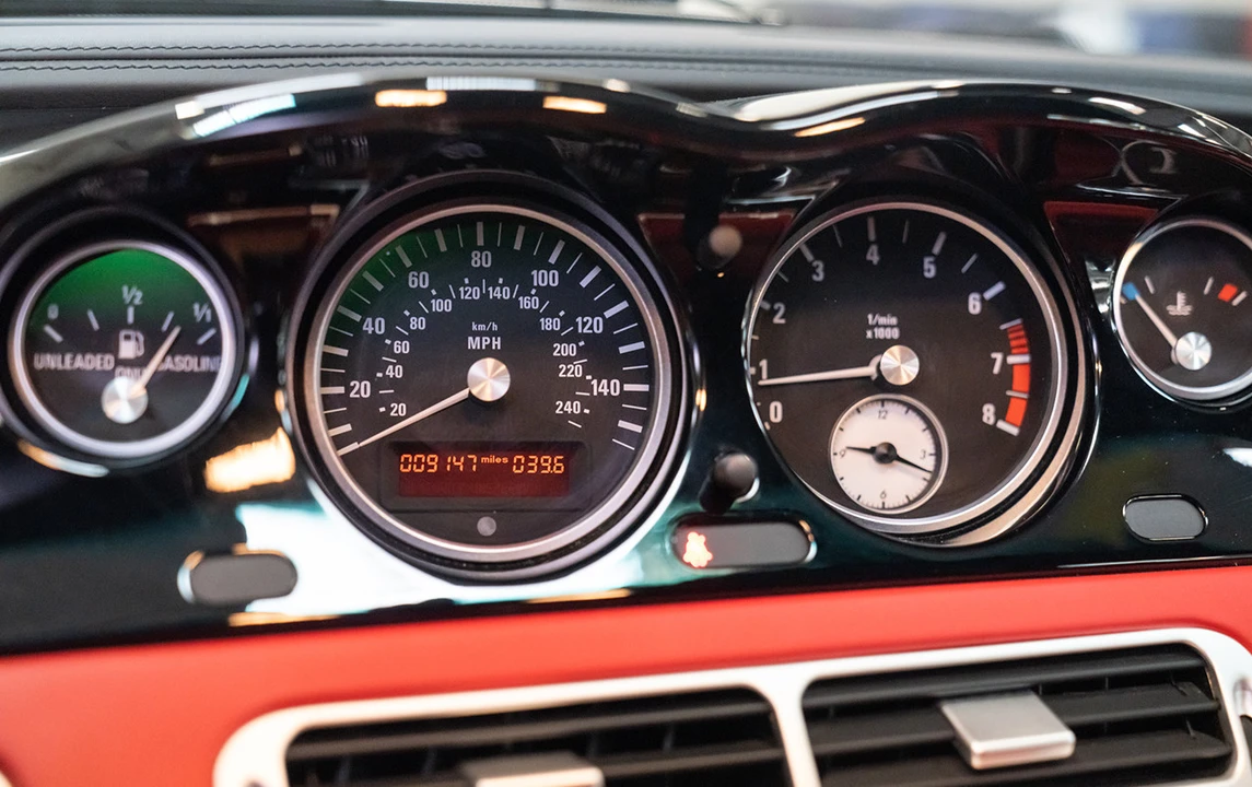 2002 BMW Z8 - Image 25 of 31