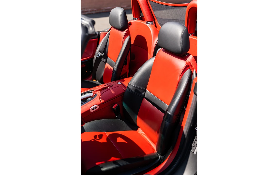 2002 BMW Z8 - Image 20 of 31